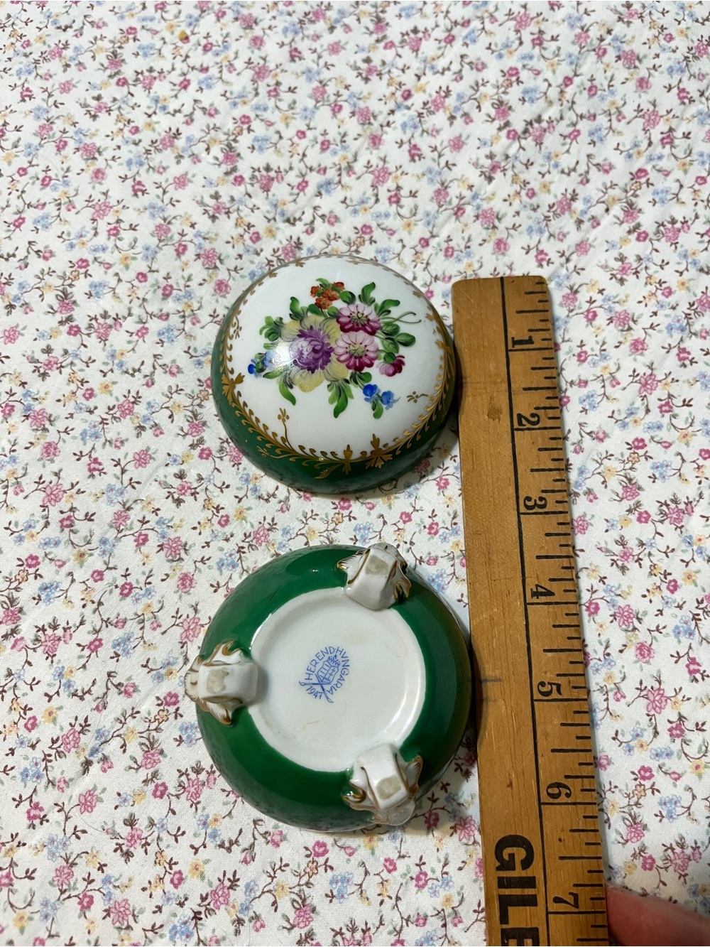Vintage Herend Hungary Hand Painted 3 Footed Trinket Box - Picture 3 of 6
